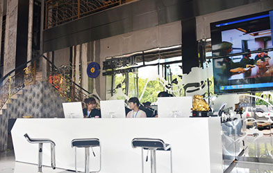 泓冠實業(yè)門店展廳